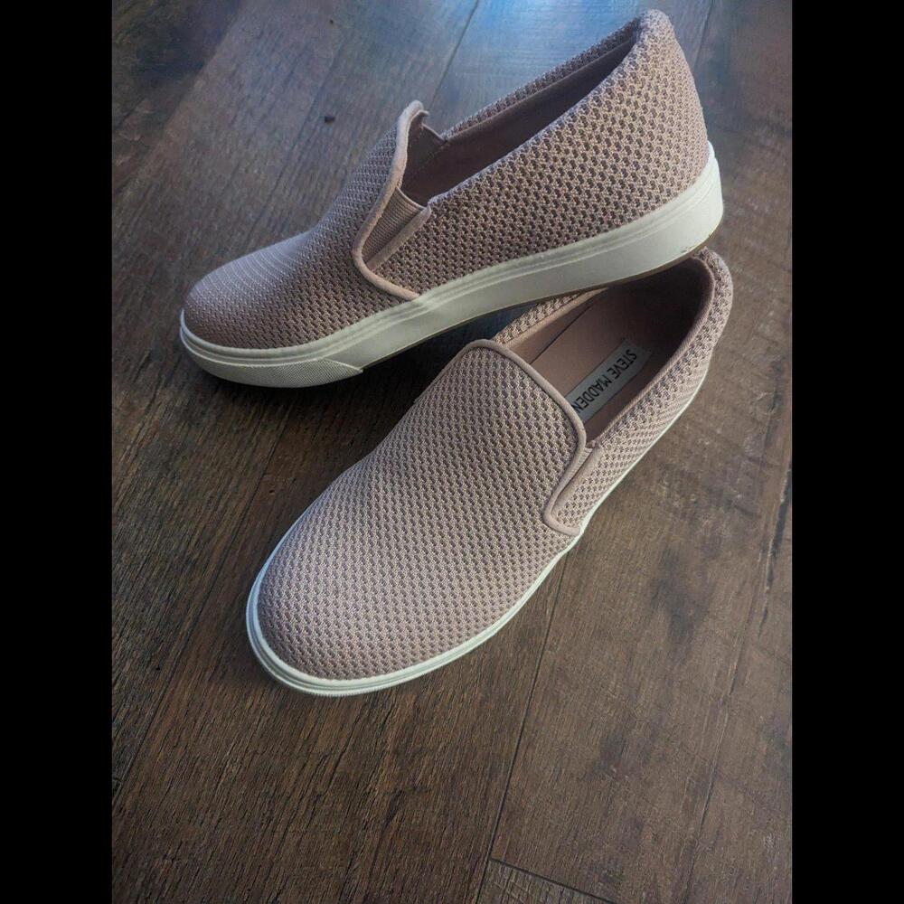 Steve Madden pink slip on sneakers shoes size 8.5